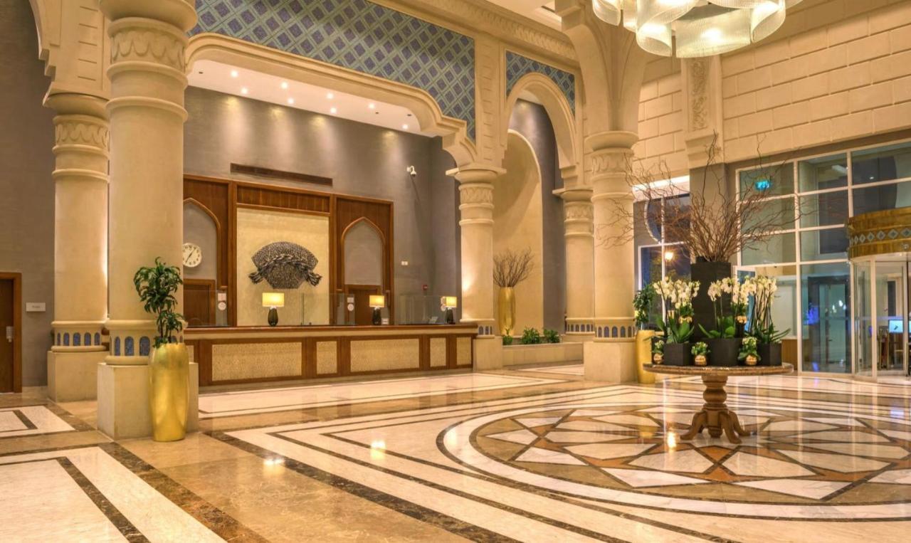Crowne Plaza Jordan Dead Sea Resort & Spa By Ihg Sweimeh Kültér fotó Lobby