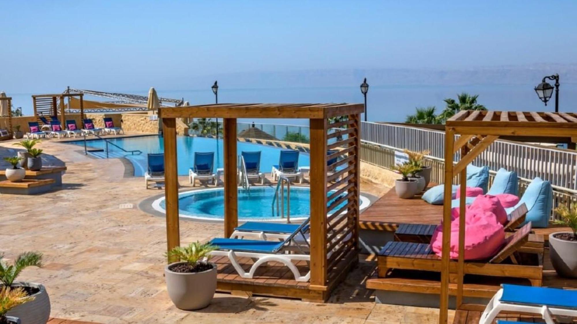 Crowne Plaza Jordan Dead Sea Resort & Spa By Ihg Sweimeh Kültér fotó Pergola